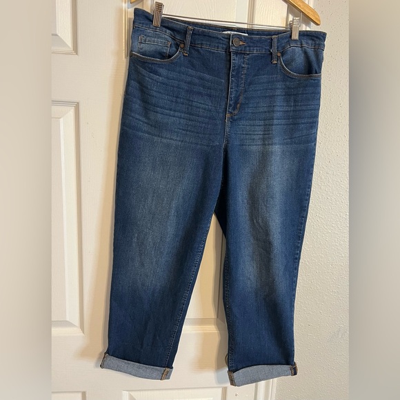 Code Bleu Plus Size Rolled Cuff Weekend Jeans Size 14 - Picture 1 of 6